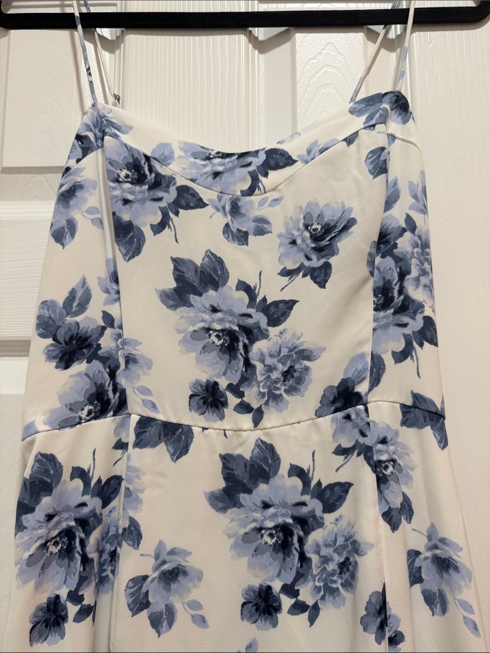 Abercrombie & Fitch Blue White Floral Dress with slit Size Small Tall - Picture 3 of 6